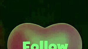 Indian aunty boldly shows boob while dancing hotly.