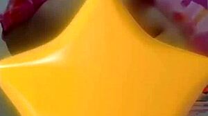 Indian aunty boldly shows boob while dancing hotly.