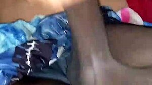 I invited my neighbor for a movie, and she gave oral sex 😏