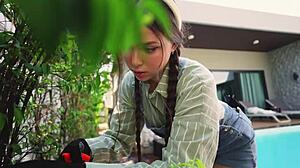 Girl Skilled as Gardener and Whore in Outdoor Blowjob Fucking