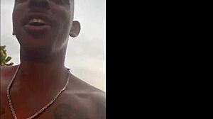 Soquei gostoso no cuzinho dessa putinha safada na pedra na praia do arpoador em p�blico pov completo 😈