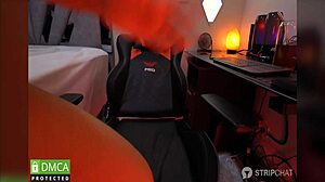 i can't get enough of that big ass, it's driving me wild