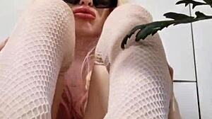 Elza koms dominates with fetish feet and dripping pussy