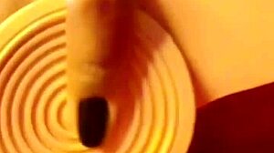 garota gostosa e magra do tinder monta no meu pau at� destru�-lo com seus peitos ricos