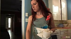 I gave tender kisses to seduce the brunette into fingering.