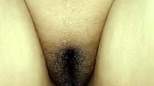 Big pussy Latina homemade fun 😏