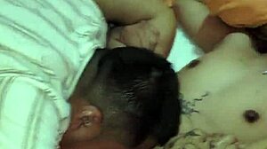 asi le provoco un rico squirt a mi esposa