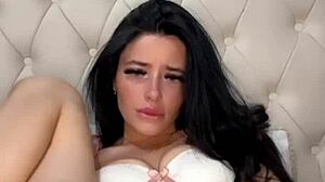 Watch this teen american exchange student MASTURBATE solo!