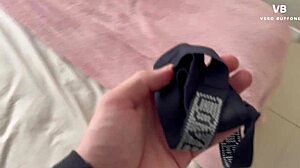 Descubr� al amigo de mi hijo oliendo mi lencer�a y le di una valiosa lecci�n