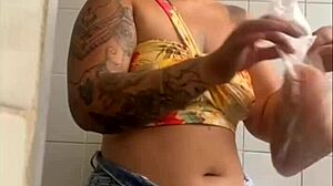 Eu Estou Na Live E Abri Meu Zíper Pra Mostra O Quanto Eu Tô Querendo Dar