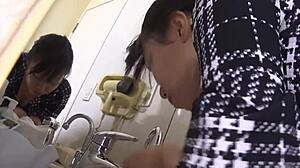 suppin jyukujo ~kodomo ni nakareta kanashi sugiru sugao~ aoibana miyu 1