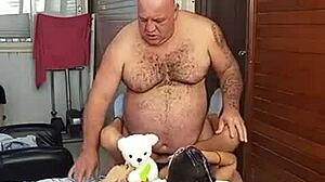 Novinha Wants Mature Man