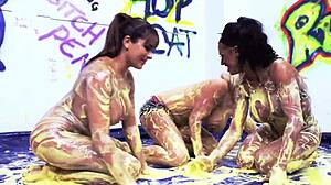 i crave this milf threesome with valery summer and kerry louise tonguing pussy