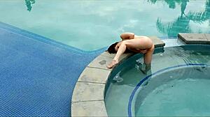 Jenna J Ross squeezes nipples during finger orgasm