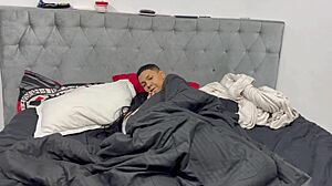 Me Follo A Mi Hermanastra Fuertemente Hasta Correrme En Su Boca