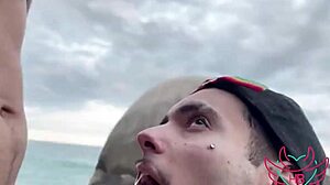 Novinho Safado Tomou Leite Na Cara Na Praia