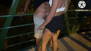 minha esposa transando na rua com um desconhecido pela primeira vez 😏