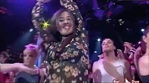 Giorgia Palmas Sexy Dance Cdlive Performance