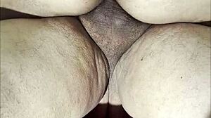 Madura Habla De Sus Infidelidades Con Su Marido Mientras Cogen