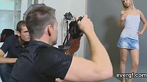 This broke lover allows his flirty friend to ream the ex-girlfriend for hard cash