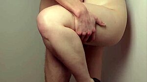 he fucks me soo good against the wall