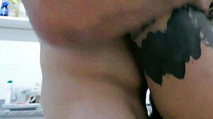 wow, she wanted to suck that dick and swallow cum 😍