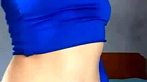 Bonneyuwu - 14 26 pequena puta se masturba con dildo