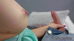 i'm a sweet teen gaping my narrow fuckbox as it gets deflowered hard