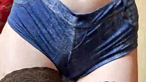 Mistress Elza Kom Evokes Desire