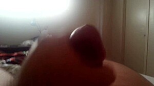 Intensely Jacking Off For The Ladies With Bold Style