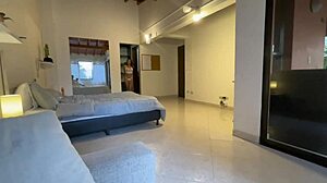 My boyfriend wakes horny and fucks me hard