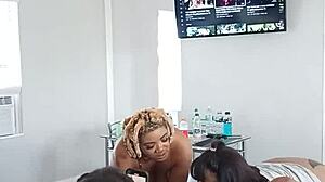 do two twitter baddies drippinvelvet and princess hayze give gaktrizzy head after an orgy?