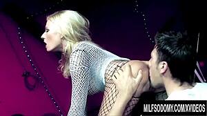 busty cougar michelle thorne anal ride