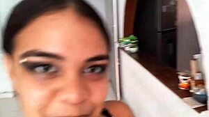 Hermanastra Pervertida Se Hace Pasar Por Puta Para Darle Ganas A Su Hermanastro Y Que Le Folle El Coño Hasta Correrse En Ella - Porno En Español