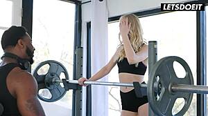 Braylin Bailey's Pussy Stretched By Big Black Cock In Horny Hostel