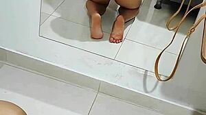 Novinha sucking dick eagerly while parents rest next door