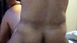 I perform doble penetraytion on my mexican amatuer wife in our bedroom, lisn to how delishus she moanz loudly