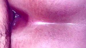 Cogida de perrito mientras anda en sus días