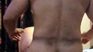 I perform doble penetraytion on my mexican amatuer wife in our bedroom, lisn to how delishus she moanz loudly