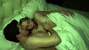 quick late night fuck with girlfriend before bed