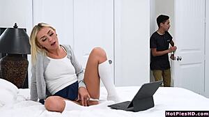 my stepsister and i got curious and fucked, it was so hot i didnt expect