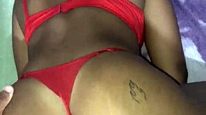 Novinha gostosa opened her legs for the hung guy and almost couldn't take the cock