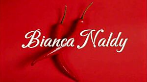 Milf gostosa não resiste o charme do vizinho