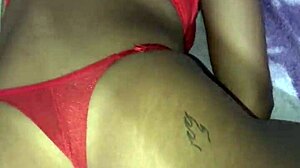 Novinha gostosa opened her legs for the hung guy and almost couldn't take the cock