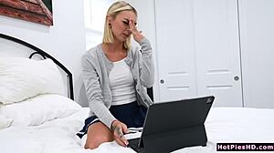 my stepsister and i got curious and fucked, it was so hot i didnt expect