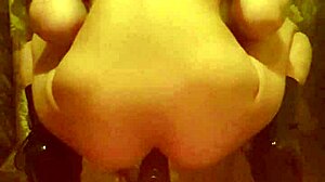 Amateur teen home solo deep fisting