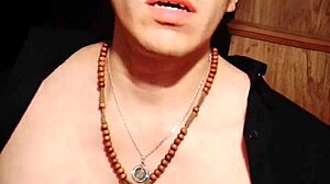 Hey, learn how to masturbate in a shirt for cum control