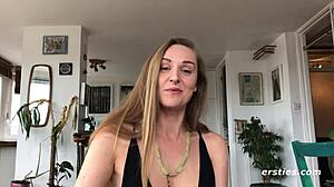 Sexy Sarah fingers herself to orgasm.