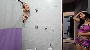 stepdaughter gets horny seeing me in shower, 'oh god, stepdad, multiple orgasms in my pussy' 😩