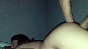 dandole una leccion a mi dulce vecina sumisa...